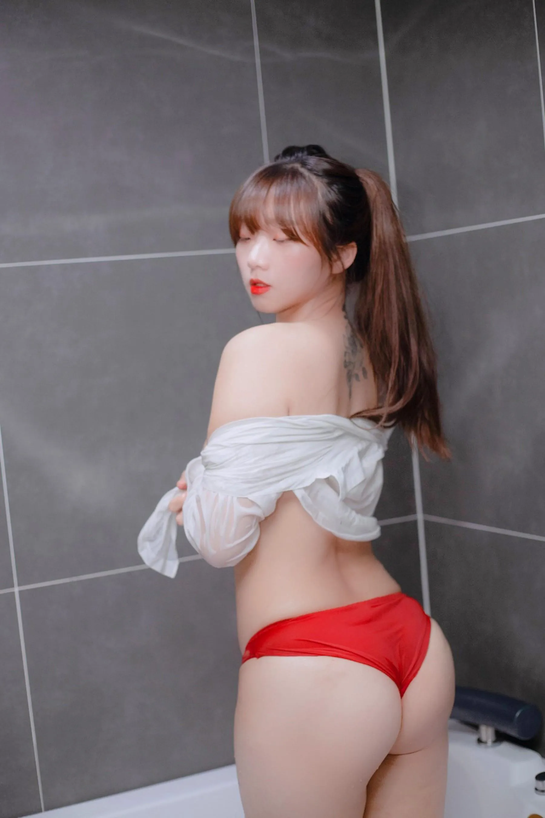 Koby – NO.10 Vol.3 Photobook [75P]插图9